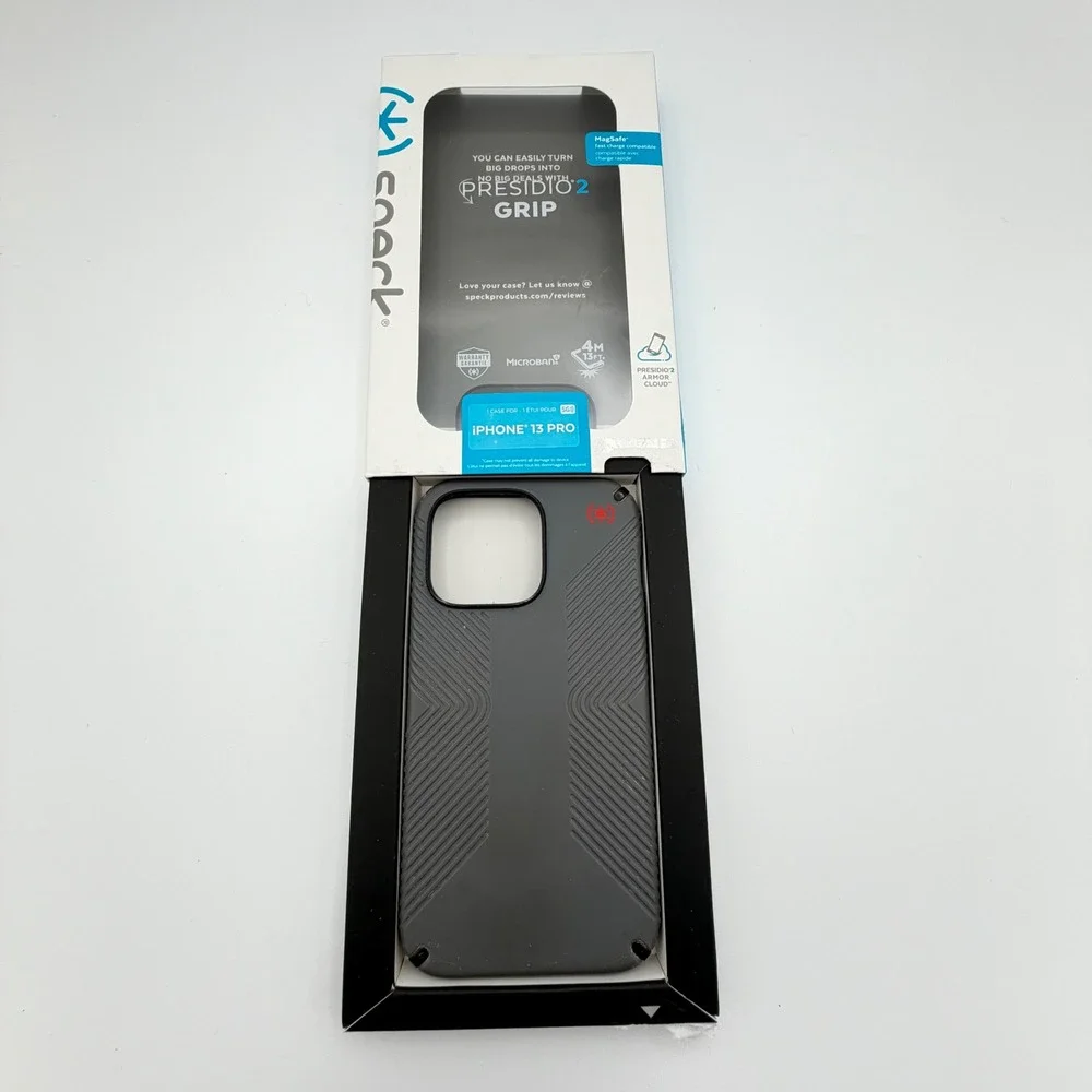 Speck Phone Case iPhone 13 Pro 6.1 MagSafe‎ Presidio2 Grip